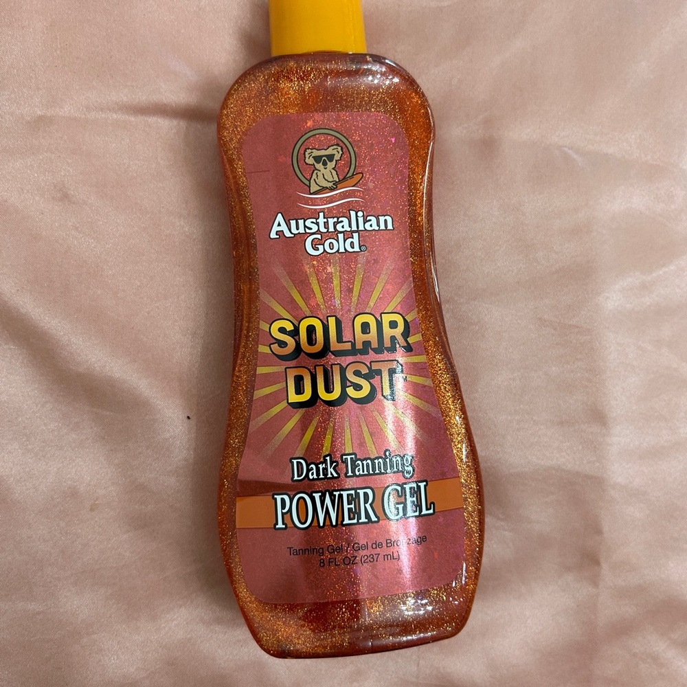 new Australian Gold Solar Dust Dark Tanning Power Gel 8 oz bronzed glow tanner
